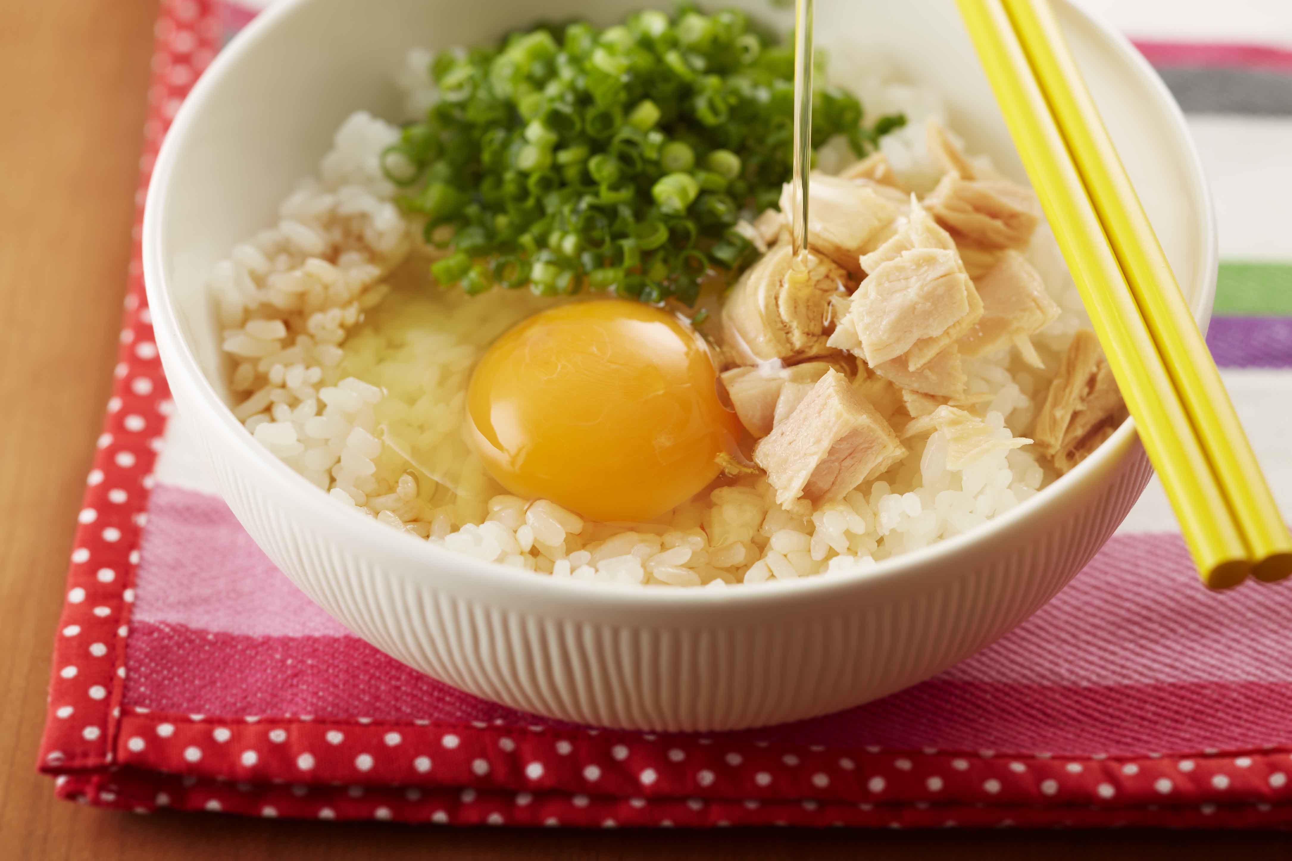 ガーリックツナたまご飯