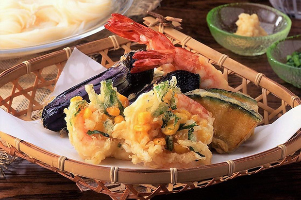 えびとコーンのかき揚げ